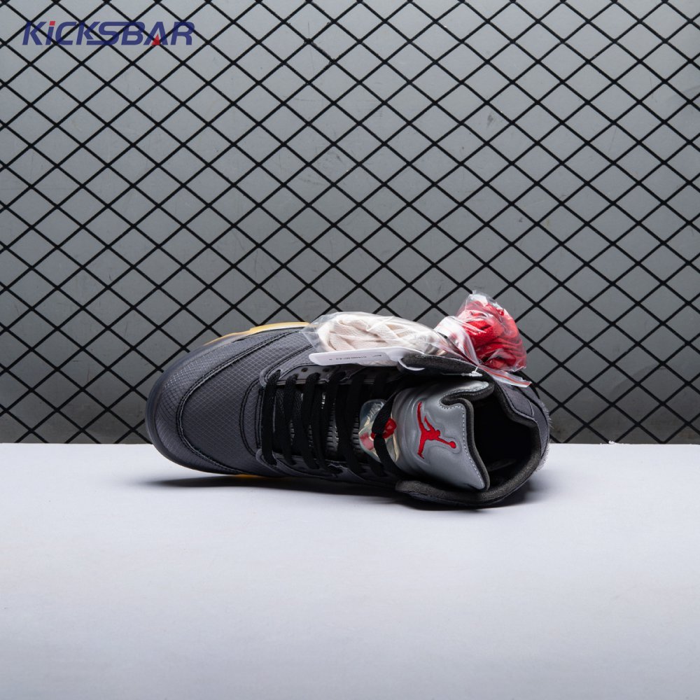 Off-White x Air Jordan 5 Retro SP Muslin Unisex - Image 6
